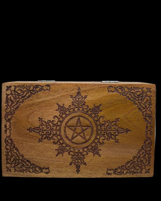 Pentagram treboks i akasie