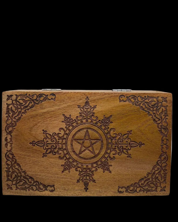 Pentagram treboks i akasie